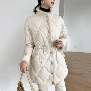 Пальто из меха норки с завода, приталенное пальто из овечьей шкуры для девочек, длинное зимнее теплое Женское пальто из овечьей кожи