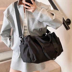 Fashion Style Large Capacity Portable Oxford Shopping Travel <b>Bag</b> <b>Women</b> Tote <b>Bag</b> Candy Color Custom Logo with Zipper and Pocket - Product Image 5
