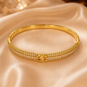 Bracelet inspiré de Resoul Designer, plaqué or, esthétique girly, bracelet de créateur, coquette, bijoux pour filles Y2K - Product Image 1