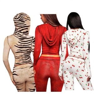 Ensemble de vêtements pour femmes avec logo personnalisé Y2K, imprimé zèbre, haut à capuche slim fit, pantalon court évasé, ensemble de survêtement deux pièces, streetwear - Product Image 4
