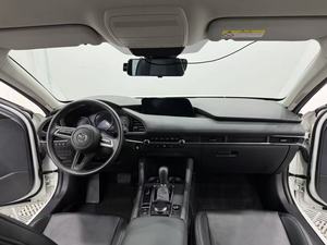 <span class=keywords><strong>Mazda</strong></span> <span class=keywords><strong>3</strong></span> Axela <span class=keywords><strong>2021</strong></span>, 1.5L Automático, Edición Belleza, Volante a la Izquierda, Gasolina, Exterior Blanco, Auto Usado, 45000 km de Kilometraje - Product Image 4