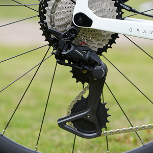Bicicleta de Carretera Gravel V1 de Fibra de Carbono 700c, 12 Velocidades, Frenos de Disco Hidráulicos Completos, Neumáticos 38C, Cuadro Rígido - Product Image 1