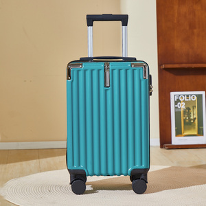 Maleta de Viaje Personalizada de 18 Pulgadas, ABS+PC, Unisex, Diseño de Dibujos Animados, Esquinas Metálicas Modernas, Ligera, Impermeable, con Ruedas Giratorias - Product Image 4