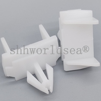 100 pièces/sac Clip en plastique pour Chrysler 55157069AB