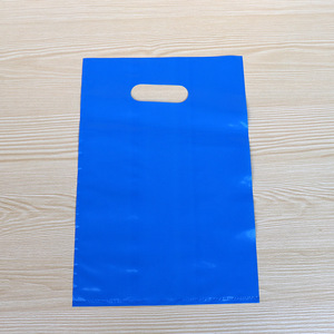 Túi mua sắm bằng nhựa nhiều màu | Logo tùy chỉnh | túi Tote bán lẻ có thể tái sử dụng có tay cầm - Product Image 5