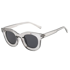 Gafas de Sol Retro Cóncavas Personalizadas 2024, Protección UV400, Montura de PC, Lentes Acrílicas, Estilo Hip Hop, Bisagras Metálicas - Product Image 1