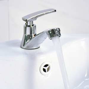 Цинковый смеситель для раковины с одним отверстием, современный дизайн - Product Image 5