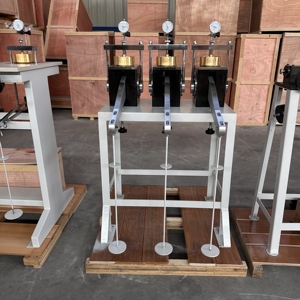 جهاز اختبار تكتيل التربة الإلكتروني من الفولاذ المقاوم للصدأ من شينغوانغ، حماية IP55 لمدة عام، 220 فولت، بطارية ليثيوم، للاستخدام المخبري واختبار <span class=keywords><strong>CBR</strong></span> - Product Image 1