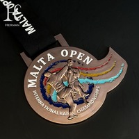 MÉDAILLES de compétition mondiale de karaté personnalisées en usine, taekwondo, boxe, arts martiaux et autres sports de combat. Livraison rapide