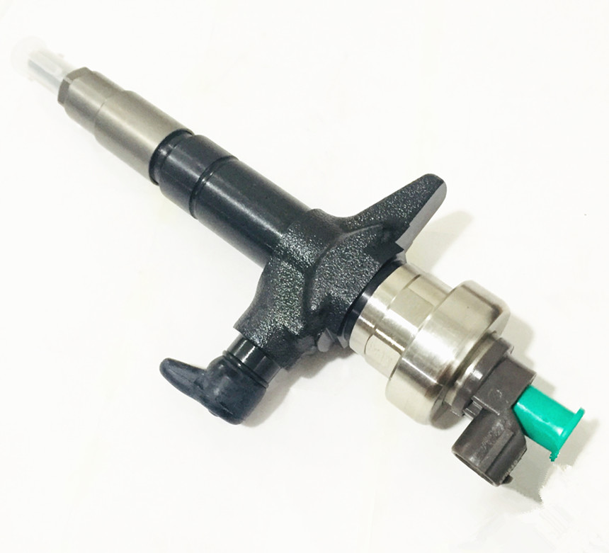 Wholesale Diesel Injector 295050-1900 Common Rail Injector 8-98260109-0 for Isuzu Dmax 4JJ1