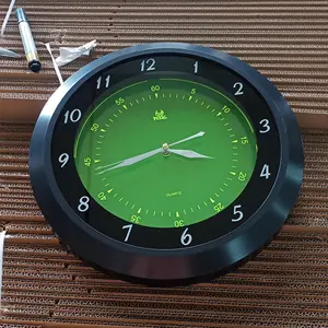 Sıcak satış ucuz plastik ev dekor duvar saati özel Logo ile promosyon hediye için yeşil kadran