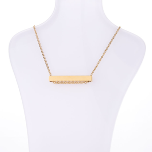 <span class=keywords><strong>Collana</strong></span> in acciaio inossidabile <span class=keywords><strong>con</strong></span> Logo inciso rettangolo 18K placcato oro placcato in bianco verticale 3D Bar <span class=keywords><strong>collana</strong></span> pendente - Product Image 5