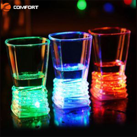 Verre à Shot en plastique acrylique à bas prix VIP coloré vin led tasses en verre