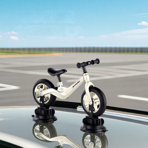 Modèles de voitures pour enfants, ornements personnalisés pour l'intérieur des voitures pour hommes et femmes, cadeaux de décoration pour célébrants, mini-vélos d'équilibre - Product Image 1