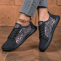 Chaussures décontractées à lacets pour femmes, design ajouré en dentelle, respirantes, semelle épaisse, baskets robustes, logo personnalisé OEM