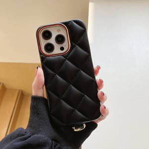 Lanière en cuir pour appareil photo en métal <span class=keywords><strong>de</strong></span> style petit parfum étui <span class=keywords><strong>de</strong></span> téléphone portable motif diamant pour Apple 16/17/17pro - Product Image 4