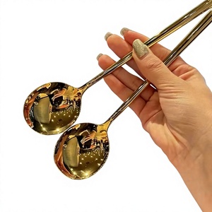 Cuillères de service en acier inoxydable doré, manche long, finition miroir, design moderne et luxueux, écologiques, compatibles lave-vaisselle, pour dîner - Product Image 1