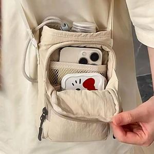 Bolso Bandolera Mini para Mujer, Súper Popular, Casual, Versátil, Portátil, con Correa para la Muñeca, para Viajes Diarios, Botella de Agua y Paraguas - Product Image 2