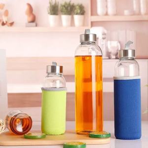 Classy 300ml 420ml 500ml 750ml 1000ml Botella de agua de vidrio Tapa plateada para mujeres Serigrafía personalizable Sellado de corcho Favorecido - Product Image 6