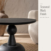 Table d'appoint ronde noire Wabi Sabi, meuble sculptural sur piétement pour salon, canapé, espace détente et espaces hôteliers