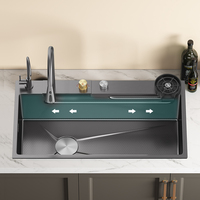 Offre Spéciale 304 Robinet d'évier de cuisine en acier inoxydable Raindance Waterfall Design avec rondelle à quatre trous pour la maison Restaurant