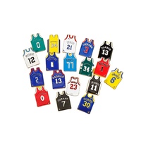 Pin de Solapa Metálico Personalizado con Forma de Jersey, Exquisito, de Aleación de Zinc, Chapado en Oro, Esmalte Suave, Recuerdo para Fanáticos de Deportes, Unisex, para Boda