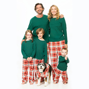 Pyjama de Noël familial à carreaux rouges, ensemble de vêtements de nuit tricotés avec pantalon à taille élastique pour enfants, femmes et hommes - Product Image 1