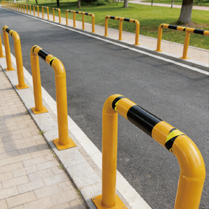 Dissuasore a U per la sicurezza dei pedoni, barriera stradale in acciaio giallo, ringhiera per marciapiede, resistente, per il controllo dell'accesso dei veicoli nel parcheggio - Product Image 1