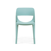 Chaise de salle à manger en plastique polypropylène moderne et bon marché de haute qualité chaise de restaurant empilable en plastique respirant