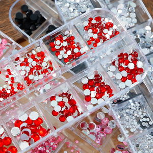 Decoraciones de Uñas al por Mayor, 12 Rejillas, Piedras Redondas Planas, Mezcla de Piedras de Cristal Rojas Brillantes para Uñas - Product Image 4