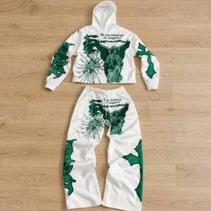 Conjunto Deportivo para Hombre con Sudadera Corta y Pantalones Anchos, Diseño Gráfico de Cruz de Ángel, Estilo Grunge Gótico Y2K, con Logotipo Personalizado, en Felpa de Algodón - Product Image 3