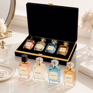 Set de Perfumes Originales para Mujer, Listo para Enviar, en Stock, 4 Piezas, Eau de Parfum, Fragancia Floral Frutal de Larga Duración, Set de Regalo al por Mayor - Product Image 3