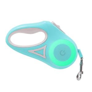 Correa retráctil para perros con linterna Led brillante Logotipo personalizado de fábrica Correas para caminar Correa para perros al aire libre - Product Image 4