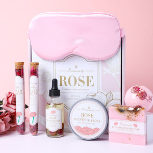 LANJO - Cesta de Regalo de Spa para el Hogar, Personalizada y Hecha a Mano, con Frascos de Vidrio, Sales de Baño, Aceites Esenciales y Velas Aromáticas, para el Cuidado Personal de la Mujer - Product Image 1