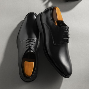 Chaussures décontractées britanniques en cuir de vachette, chaussures tendance pour hommes pour coiffeurs, chaussures en cuir à bout pointu pour affaires - Product Image 3