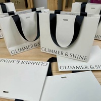 Fourre-tout café avec logo personnalisé Cadeau de luxe Sacs à provisions en papier artisanal pour vêtements avec poignées