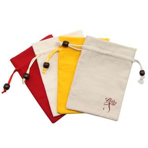 Pochette en toile de coton écologique personnalisée avec logo, double cordon et perles en bois pour bougies - Product Image 4