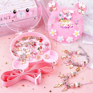 Giocattoli di perline per bambini fai da te scatola regalo con perline a testa di orsetto per ragazza giocattoli Puzzle fatti a mano Set di braccialetti di perline per bambini - Product Image 1