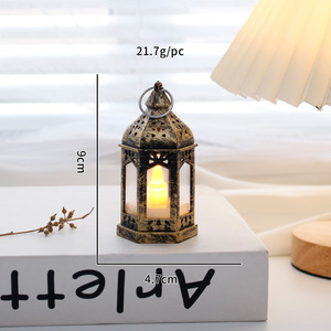 Portable LED Rétro Petite Lanterne Festival De Noël Veilleuse Électrique En Plastique Huile Bougie <span class=keywords><strong>Lampe</strong></span> <span class=keywords><strong>Tempête</strong></span> Ornements Ramadan Diwali - Product Image 3