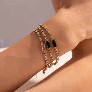 Bijoux de luxe carré coloré CZ bracelet à pression en acier inoxydable plaqué or 18 carats bracelet en zircon complet
