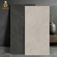Dalles de carrelage en porcelaine aspect travertin rustique 750x1500, finition mate, grand format pour hôtel, restaurant, hall et couloir