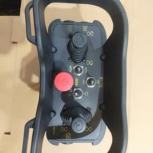 เครื่องอัดลูกกลิ้งร่องลึกไฮดรอลิกดีเซลแบบมืออาชีพพร้อมรีโมทคอนโทรล - Product Image 6