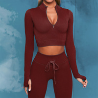 Ensemble de sport côtelé sans couture pour femme : haut court à manches longues semi-zippé et leggings taille haute à cordon de serrage – Tenue de sport assortie pour la gym