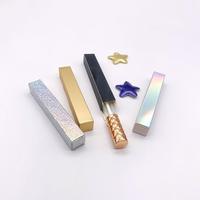 BK22B boîte d'emballage de brillant à lèvres en papier kraft de luxe personnalisée étui à cosmétiques de luxe avec doublure éponge logo en relief pour brillant à lèvres liquide