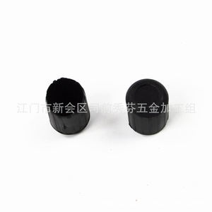Embout rond en plastique noir de 19 mm de Shih Hung Plastics pour la protection des tuyaux en acier - Product Image 2