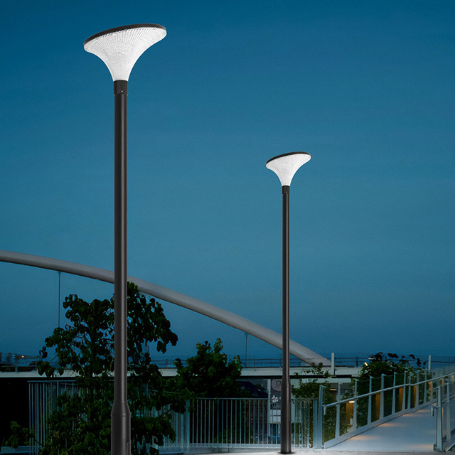 Solar AC Powered LED Outdoor Street Light IP65 Waterproof ABS & Aluminum Construction Rainproof