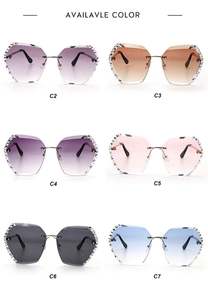 <span class=keywords><strong>Gafas</strong></span> <span class=keywords><strong>de</strong></span> sol cuadradas <span class=keywords><strong>de</strong></span> diamantes <span class=keywords><strong>de</strong></span> gran tamaño a la moda Vintage 2025 para mujer, <span class=keywords><strong>gafas</strong></span> <span class=keywords><strong>de</strong></span> sol con montura dorada sin montura <span class=keywords><strong>de</strong></span> marca <span class=keywords><strong>de</strong></span> lujo, diseño famoso - Product Image 6