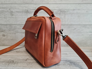 Sac bandoulière en cuir personnalisé pour femme, petit sac à main marron fait main, joli sac à bandoulière, cadeau pour elle - Product Image 3
