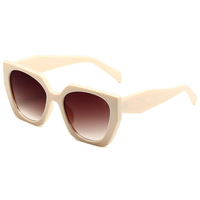 Lunettes de soleil carrées vintage épaisses pour femmes, anti-UV, de créateur, vente en gros, approvisionnement en vrac pour la vente au détail et les distributeurs