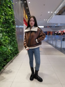 2022 коричневые замшевые пилотные куртки из микрофибры на заказ, женские двухсторонние пальто, куртка-бомбер для женщин с мехом - Product Image 4